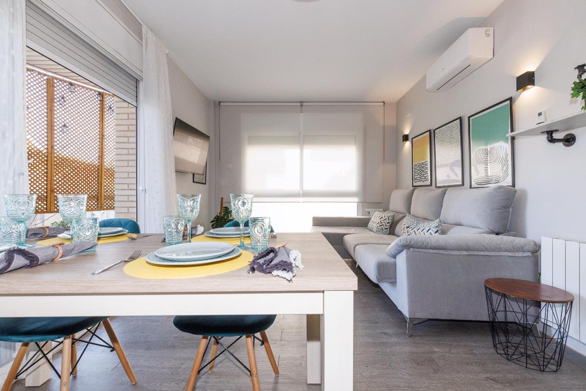 Uhc Els Pins Apartments Salou Quarto foto